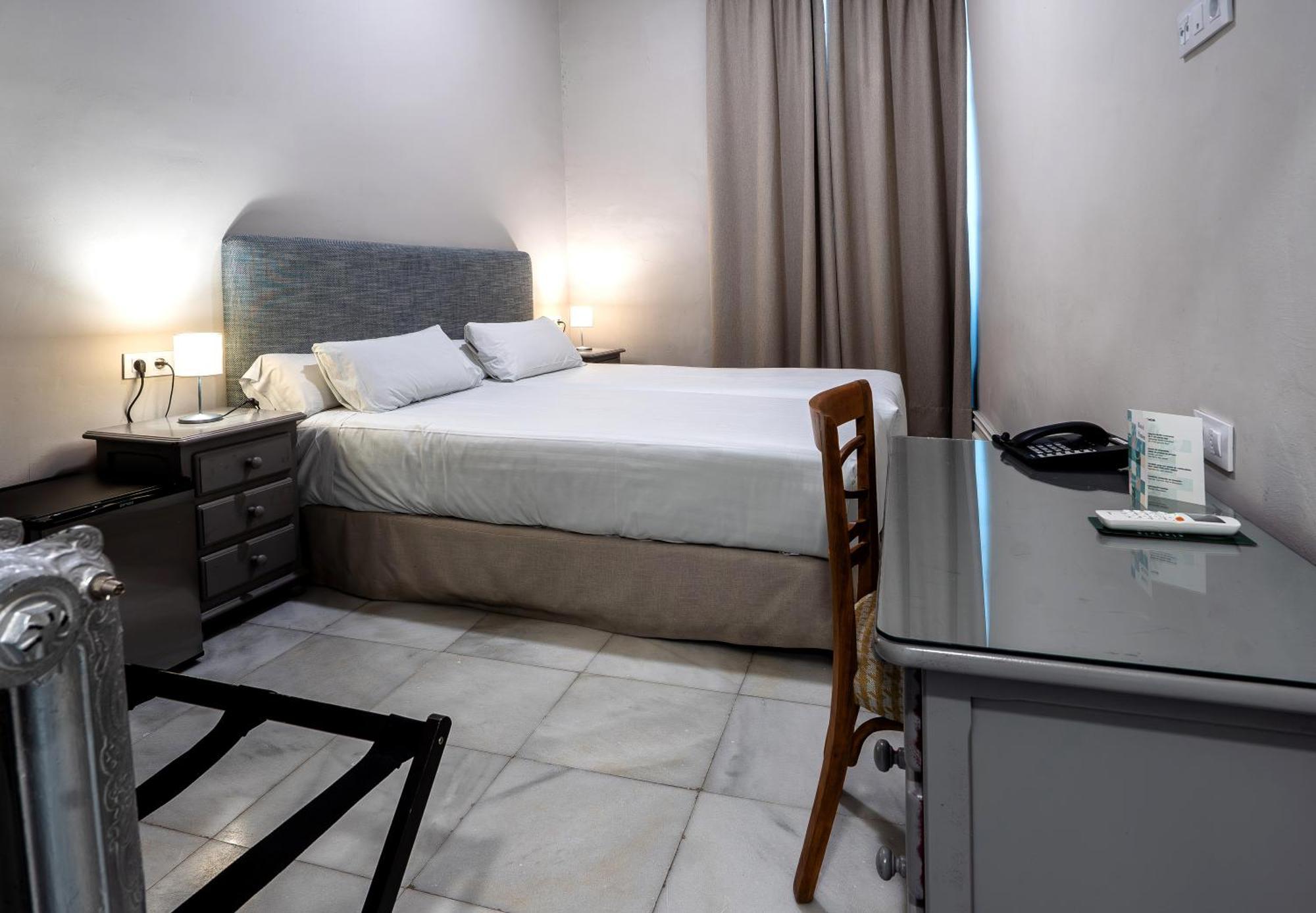 Hotel Simon, Seville